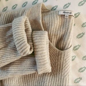 🔆Madewell🔆 Merino Wool Cropped V-Neck Pullover